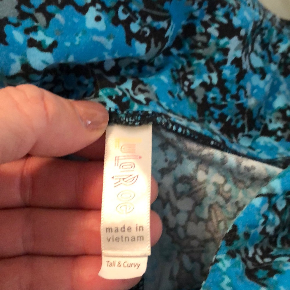Lularoe Tall and Curvy leggings